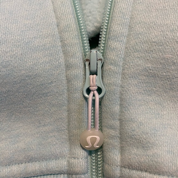 Lululemon Scuba Hoodie - Picture 8 of 8